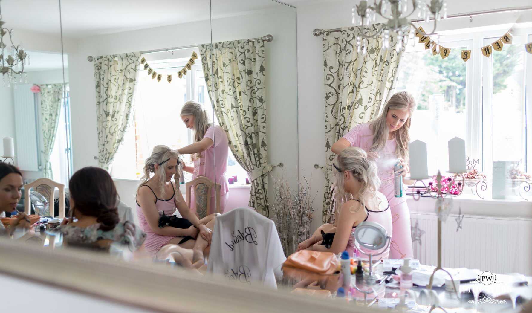 Kingscote Barn Wedding Photography bridal preparations