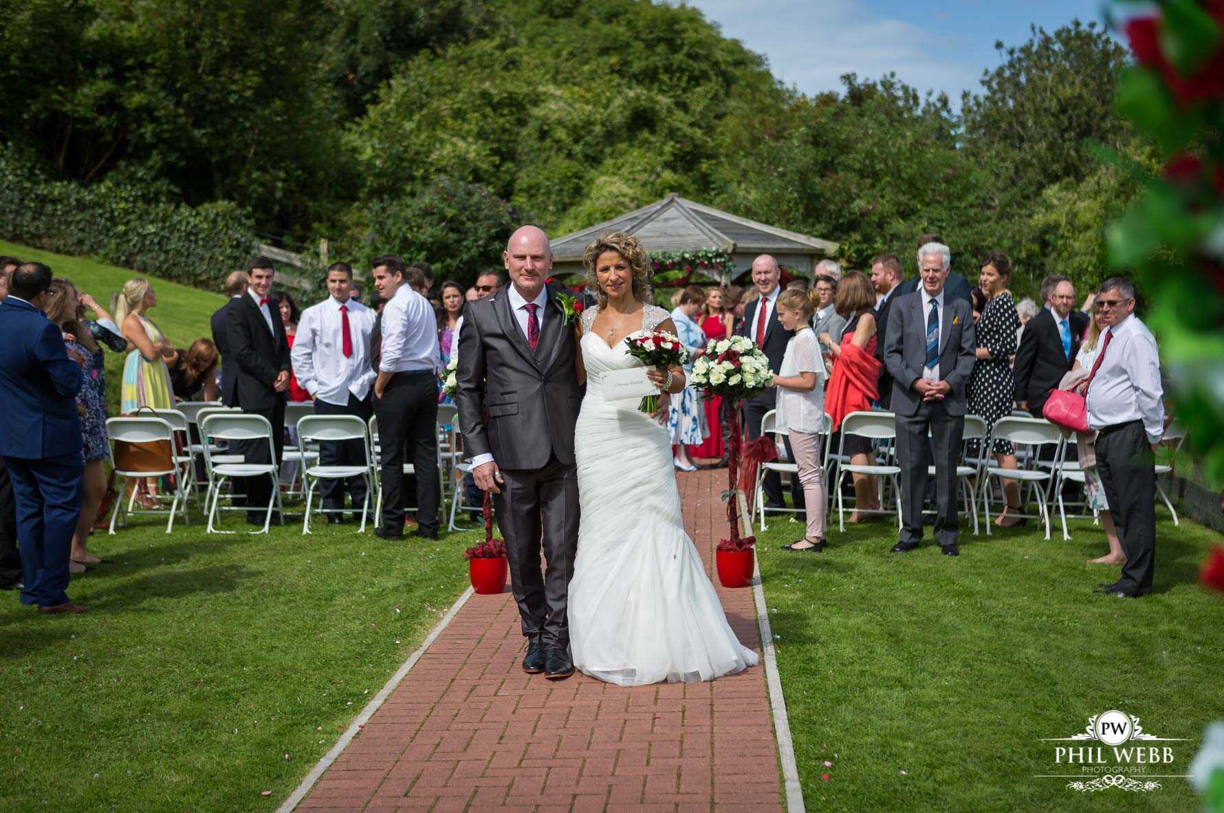 Sandy Cove Bay Wedding Photography outdoor wedding ceremony