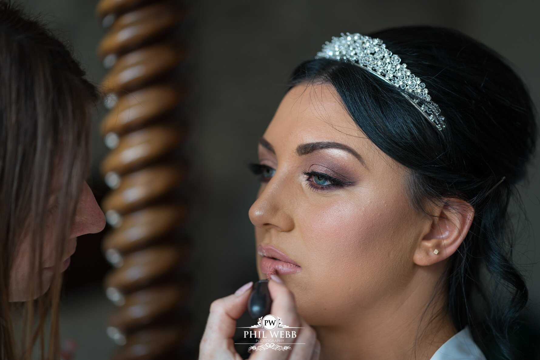 Stonehouse Court Wedding Photography bride preparations