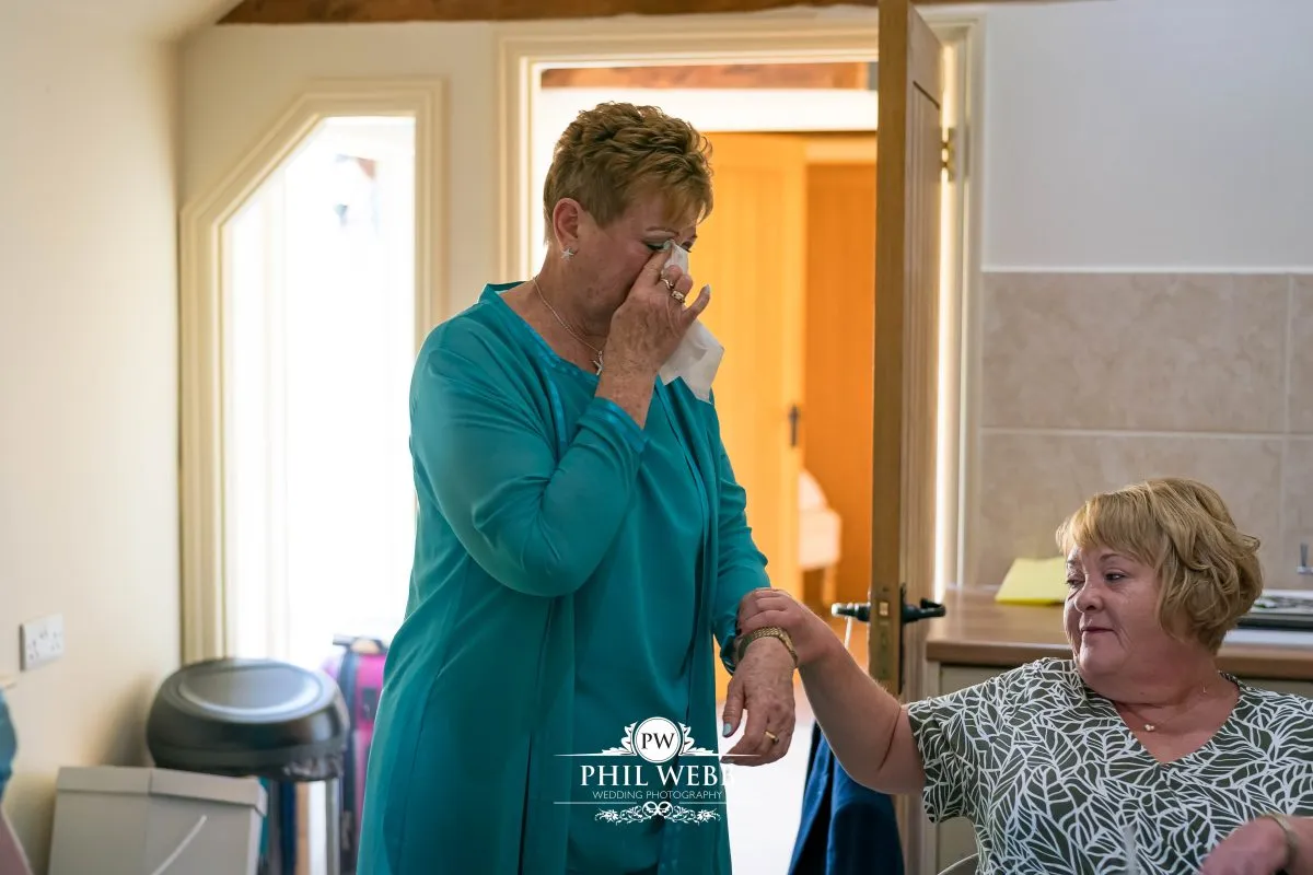 Caswell House Wedding Photography bride preparations