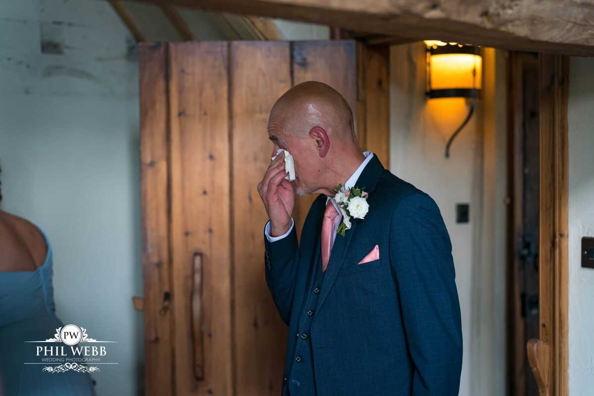Pauntley Court Wedding Venue father of bride first look
