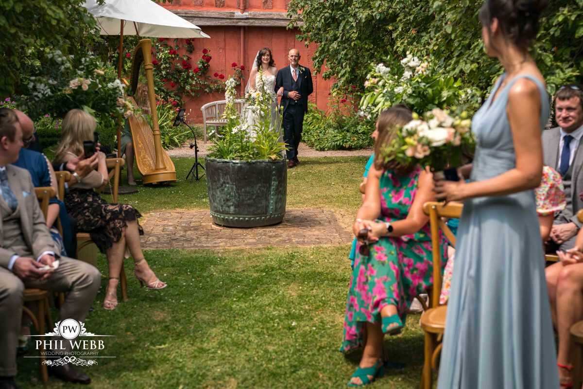 Pauntley Court Wedding Venue bride and groom wedding ceremony