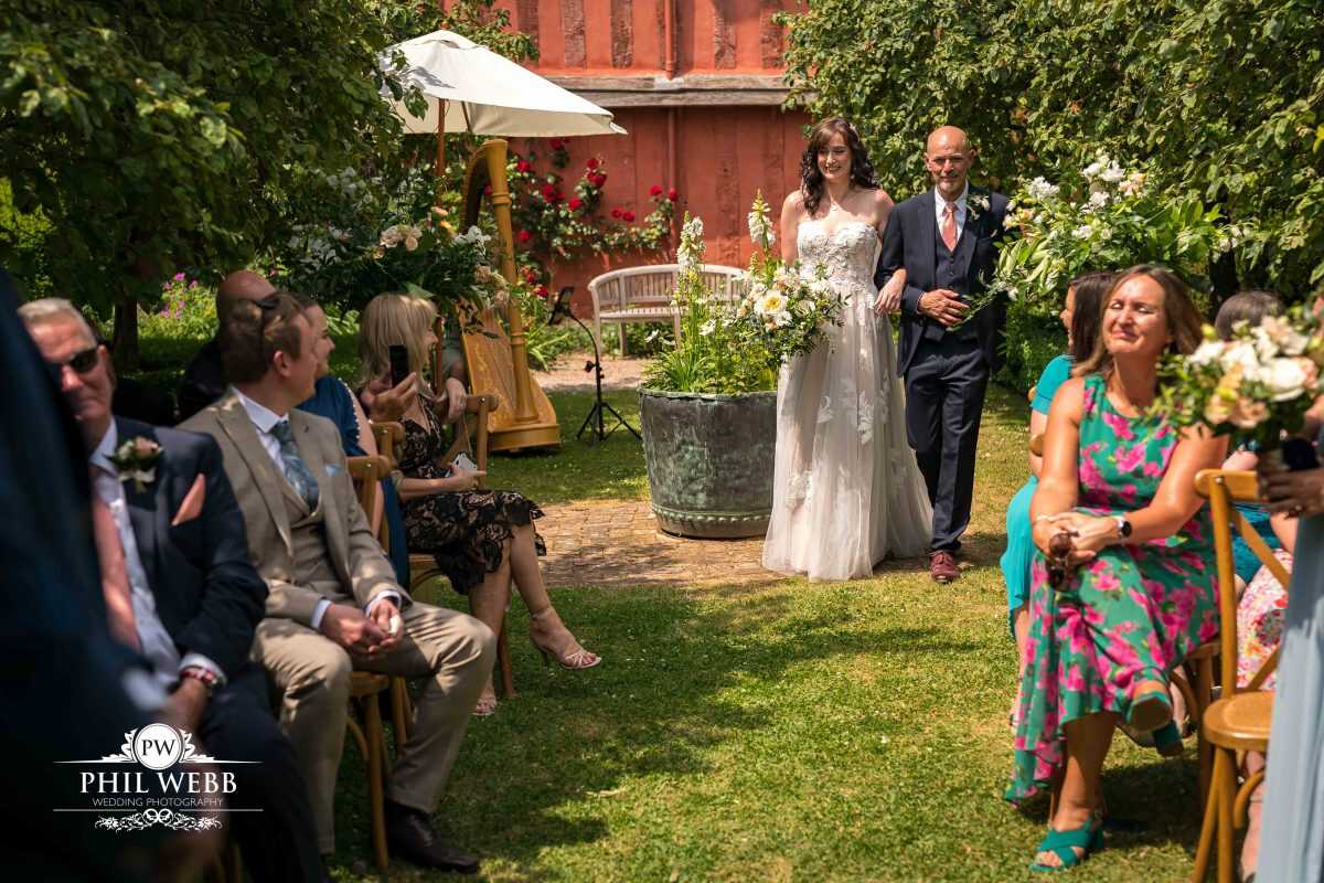 Pauntley Court Wedding Venue bride and groom wedding ceremony