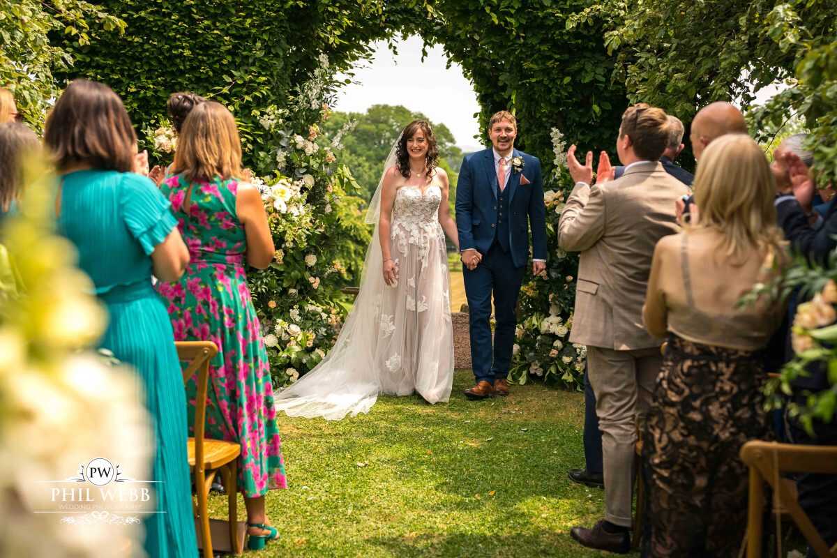 Pauntley Court Wedding Venue bride and groom wedding ceremony