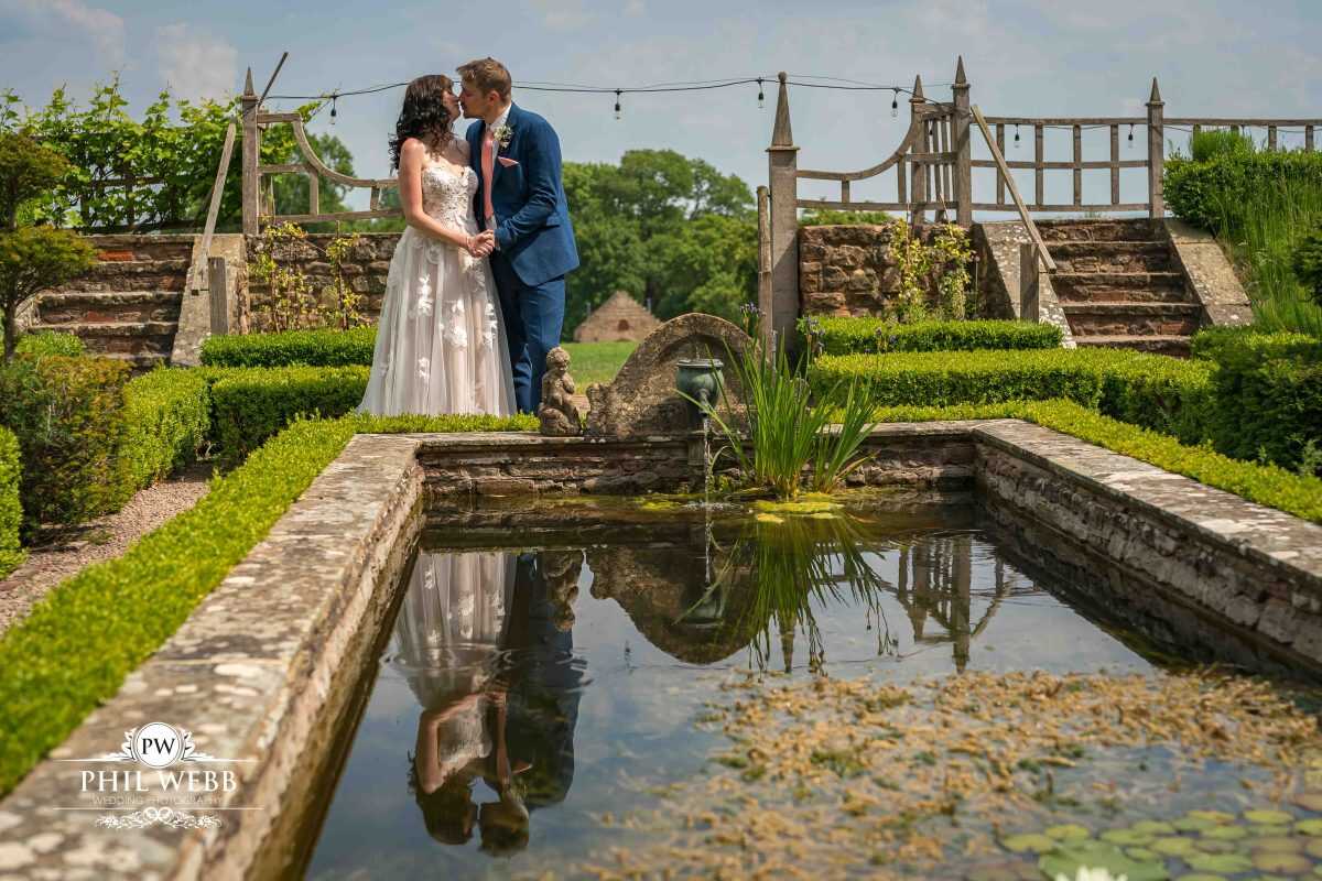 Pauntley Court Wedding Venue bride and groom portrait