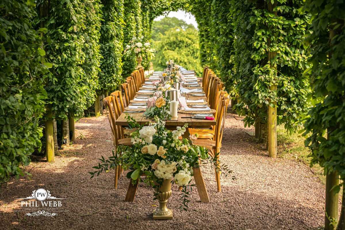 Pauntley Court Wedding Venue bride and groom wedding reception