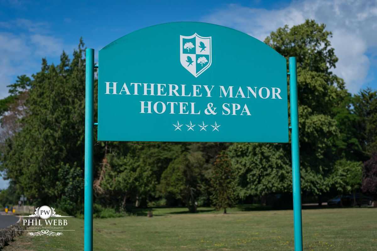 The Hatherley Manor Hotel Wedding photography wedding venue