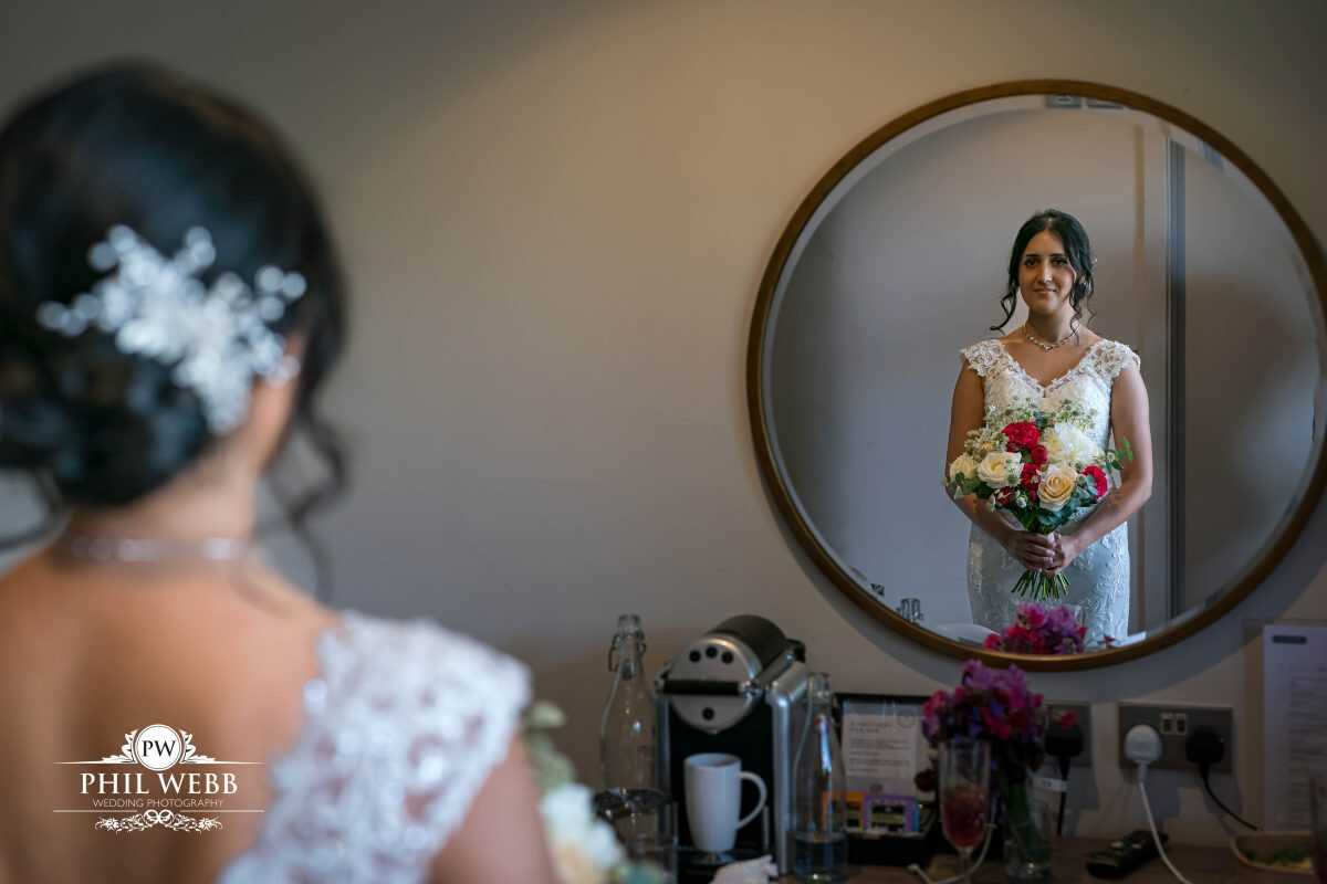 The Hatherley Manor Hotel Wedding photography bride preps