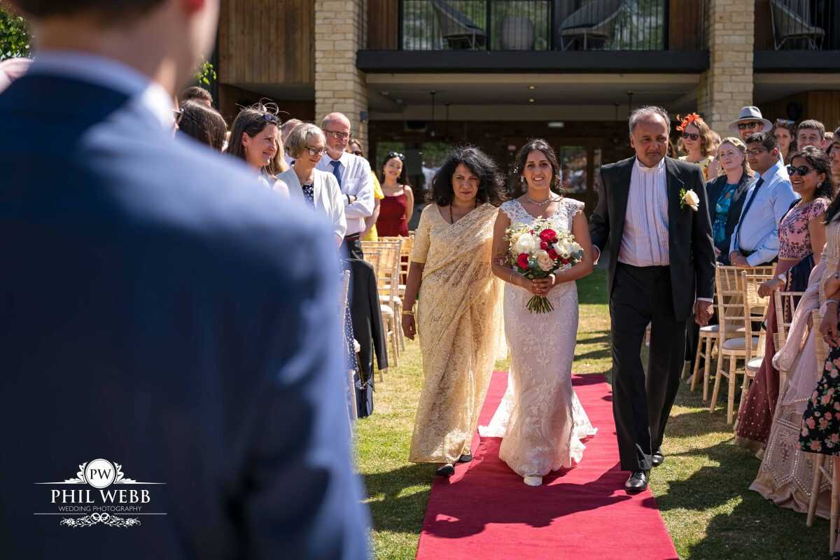 The Hatherley Manor Hotel Wedding photography outdoor wedding ceremony
