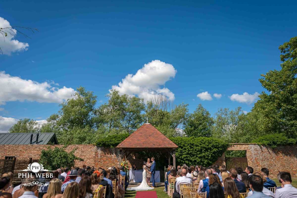 The Hatherley Manor Hotel Wedding photography outdoor wedding ceremony