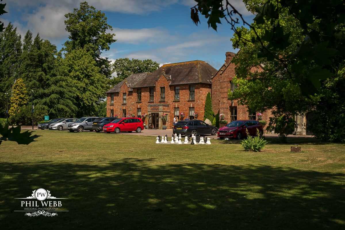 The Hatherley Manor Hotel Wedding photography wedding venue
