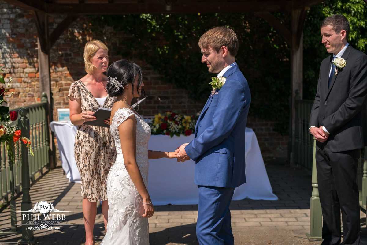 The Hatherley Manor Hotel Wedding photography outdoor wedding ceremony