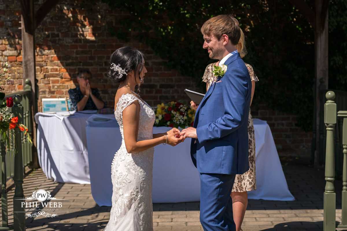 The Hatherley Manor Hotel Wedding photography outdoor wedding ceremony