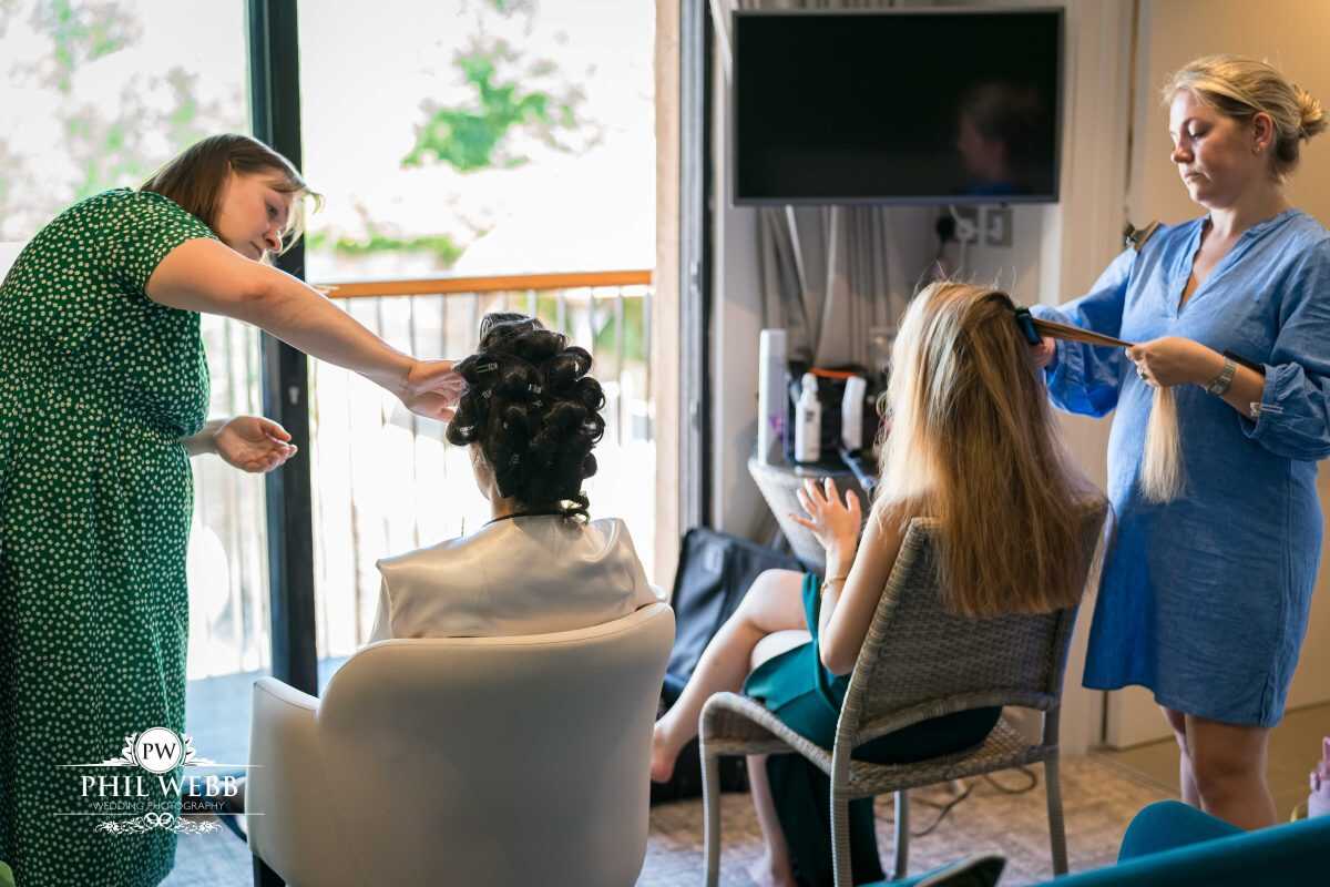 The Hatherley Manor Hotel Wedding photography bride preps