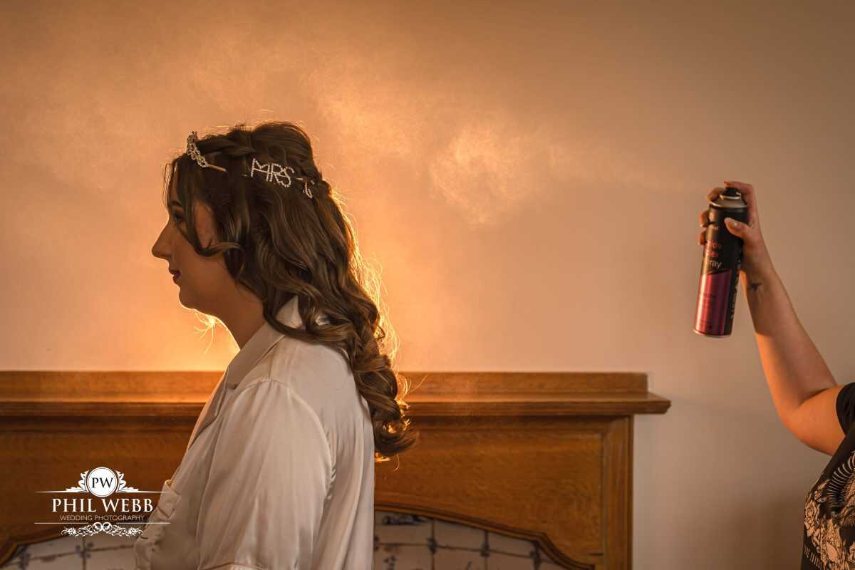 Coombe Lodge Wedding Photography bride preps