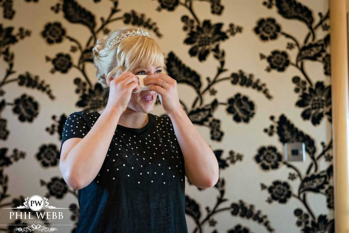 bride prep at Red House Barns Wedding Venue